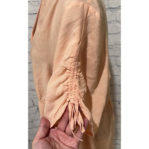 Torrid Women's Plus Size Babydoll Rayon Top Peach Solid Button Down Size 2/2X - Picture 4 of 9